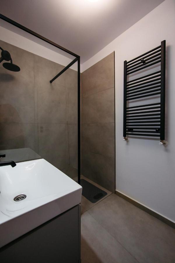 L&V Family Studio Apartman Sinaia Kültér fotó